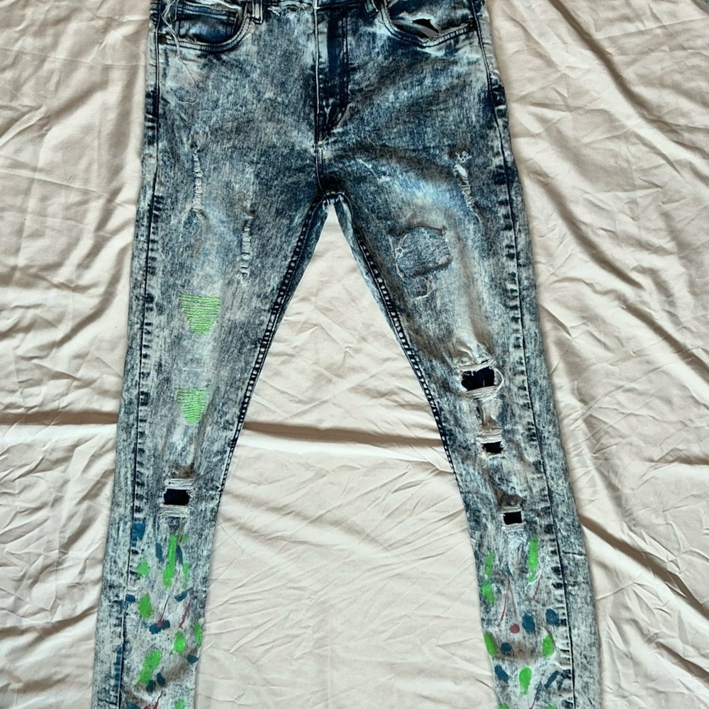 Trendy Blue Distressed Skinny Jeans with Green Details